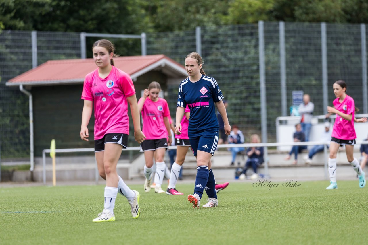 Bild 174 - wCJ Osterroenfelder TSV - VfL Pinneberg : Ergebnis: 0:15